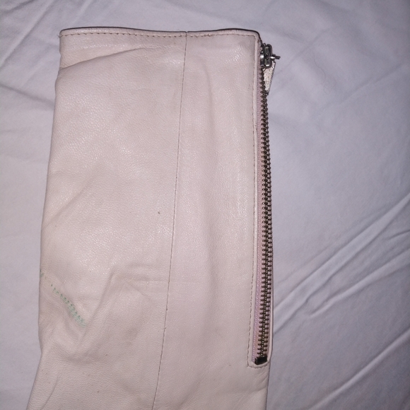 Leather Jacket - Picture 5 of 6